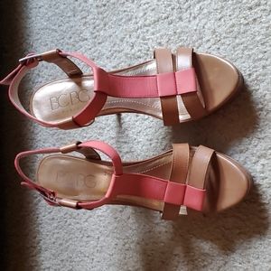 BCBG Paris mahogany/coral sandals, size 9